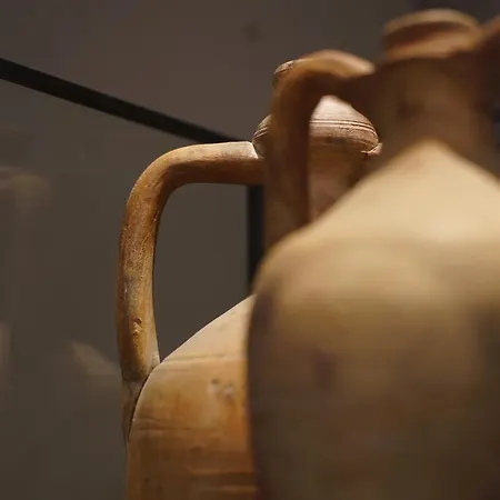 Le Mummarelle نابولي